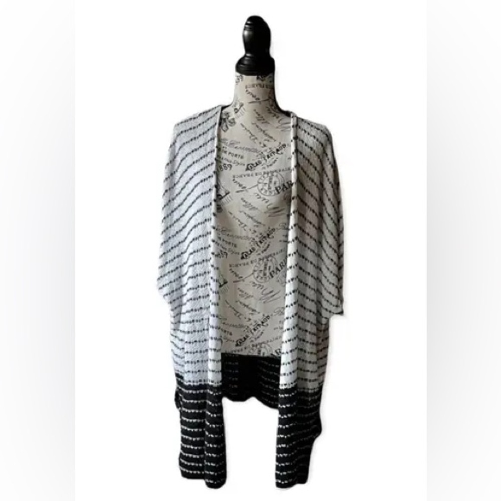 O’Neill | Striped Black and White Open Front Cardigan